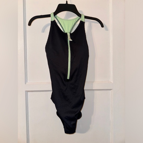 Fabletics Zip front racerback one piece Small - Picture 6 of 8